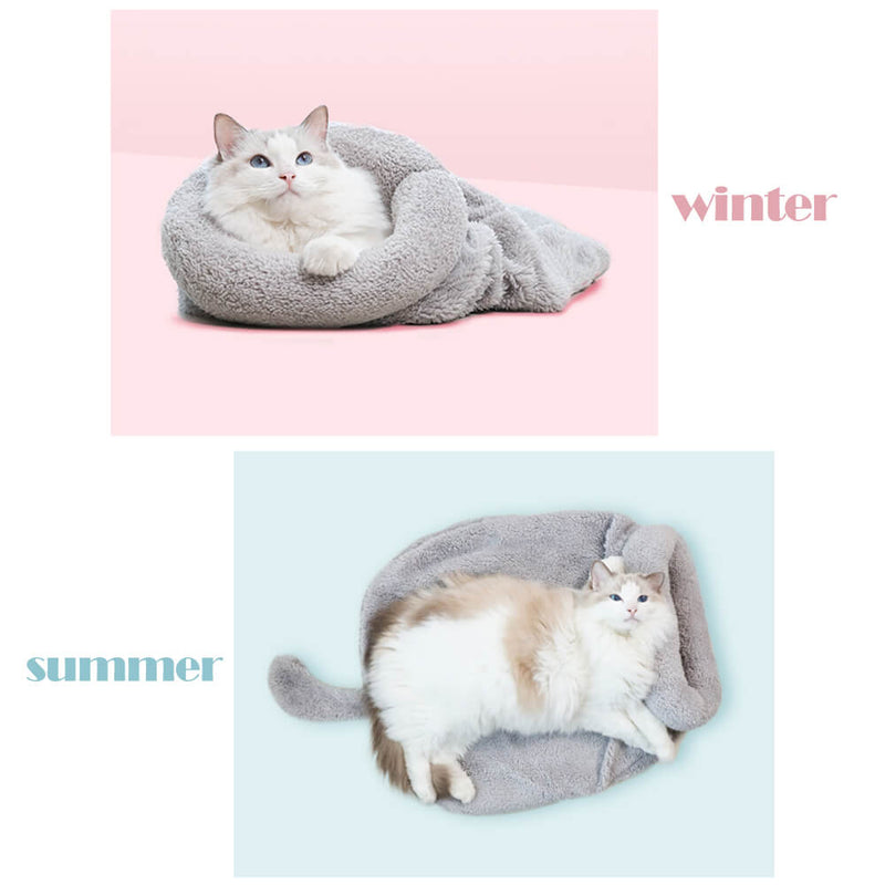 Self-warming Sleeping Bag for Cats and Small Dogs